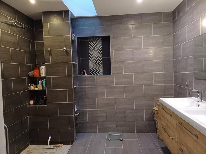 Maison - 234 m² - 7 pièces