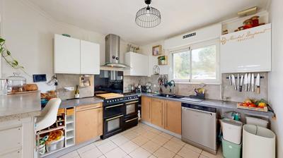 Maison - 120 m² - 6 pièces