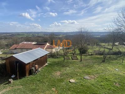 Maison - 195 m² - 8 pièces