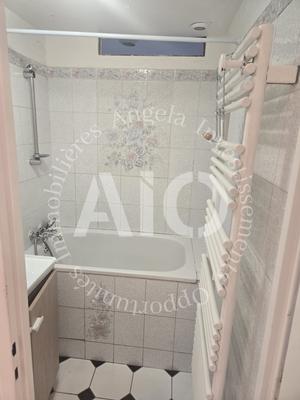 Appartement - 80 m² - 5 pièces