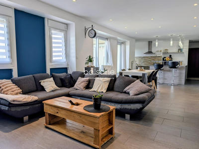 Appartement - 82 m² - 4 pièces