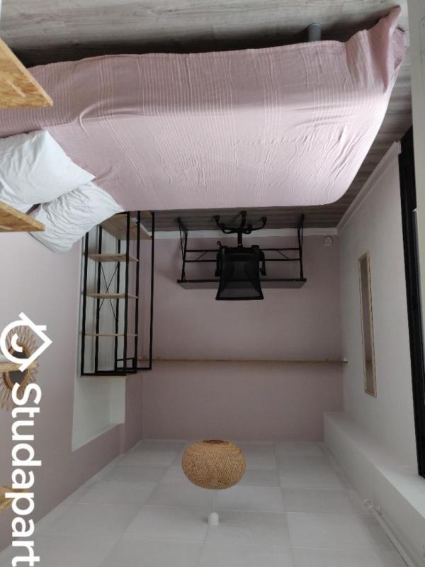 Chambre - 16 m² - 1 pièce