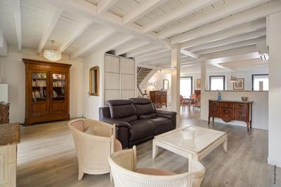 Maison - 185 m² - 4 pièces