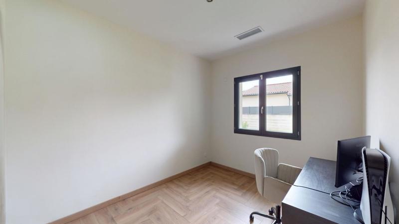 Maison - 136 m² - 4 pièces