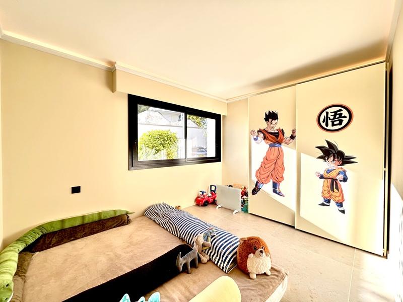 Appartement - 80 m² - 3 pièces