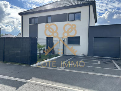 Maison - 145 m² - 6 pièces