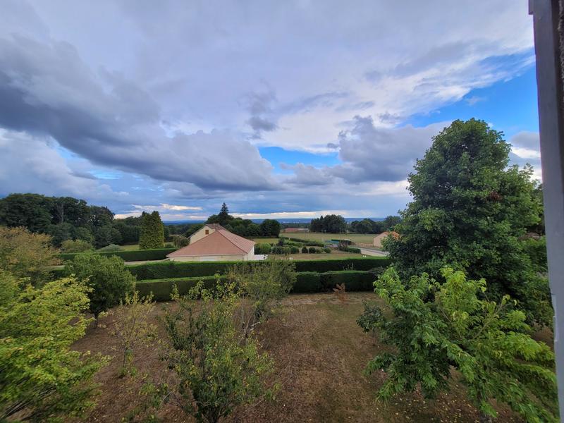 Maison - 130 m² - 8 pièces