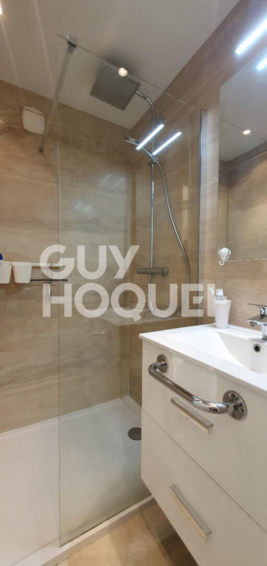 Appartement - 125 m² - 5 pièces