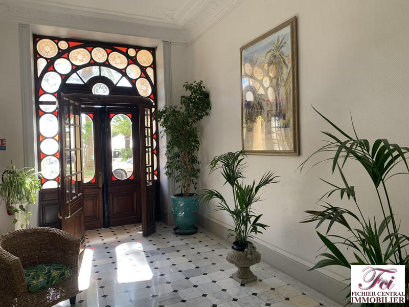 Appartement - 8 m² - 1 pièce