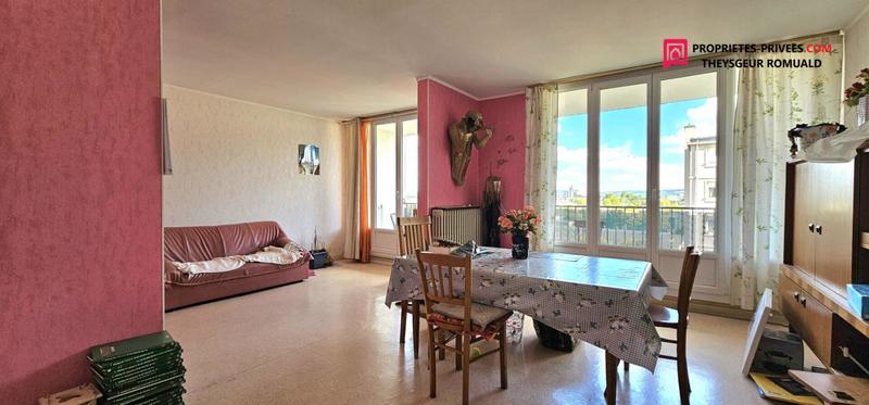 Appartement - 87 m² - 5 pièces
