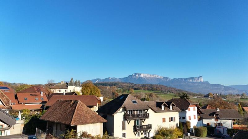 Maison - 91 m² - 5 pièces