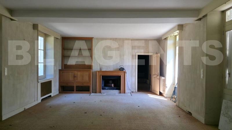 Château - 400 m² - 14 pièces