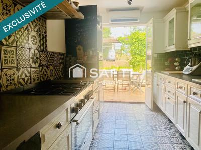 Maison - 177 m² - 7 pièces