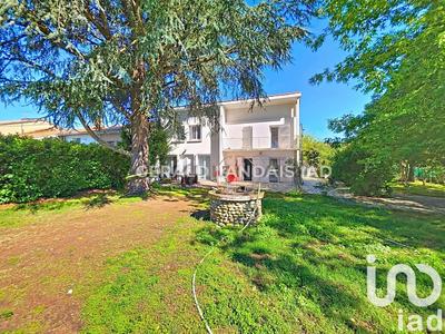 Maison - 190 m² - 6 pièces