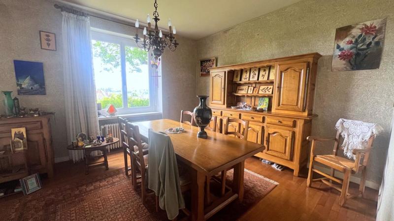 Maison bourgeoise - 159 m² - 8 pièces