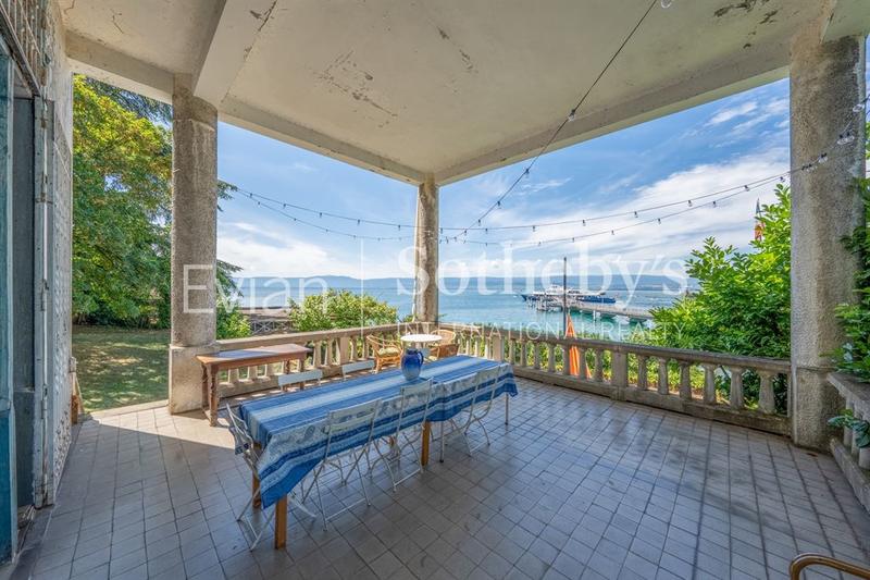 Maison - 527 m² - 18 pièces