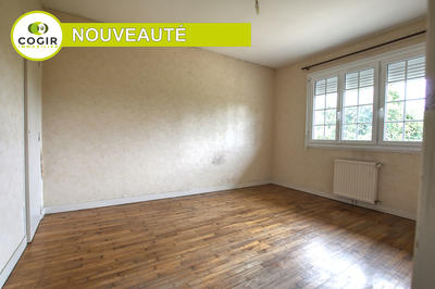 Maison - 93 m² - 5 pièces