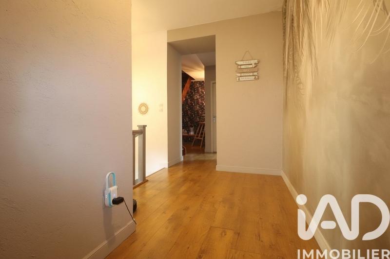 Maison - 205 m² - 8 pièces