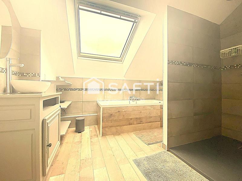 Maison - 192 m² - 8 pièces