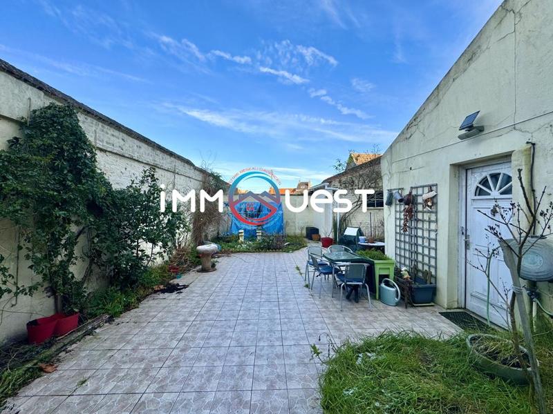 Maison - 137 m² - 6 pièces