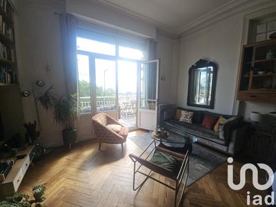 Appartement - 90 m² - 4 pièces