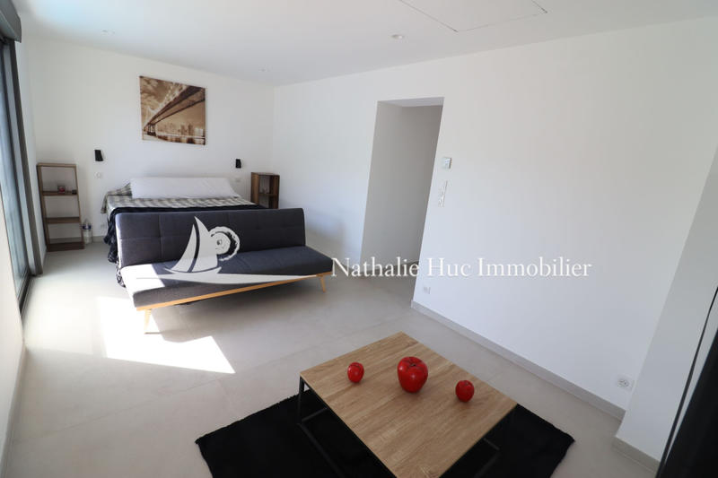 Maison - 220 m² - 7 pièces