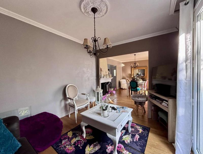 Maison - 82 m² - 5 pièces