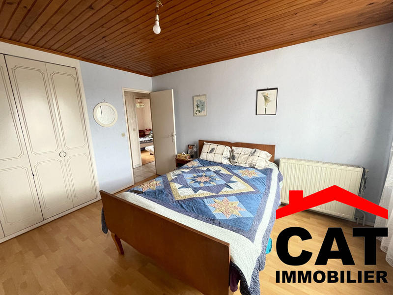 Maison traditionnelle - 98 m² - 6 pièces