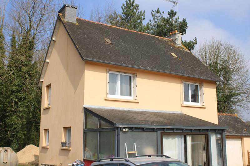 Maison - 90 m² - 5 pièces