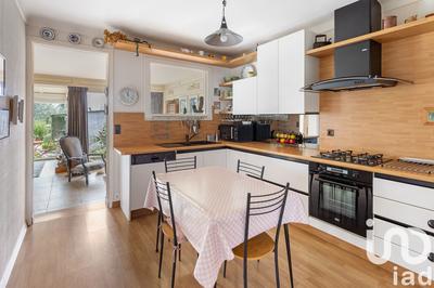 Maison - 166 m² - 5 pièces