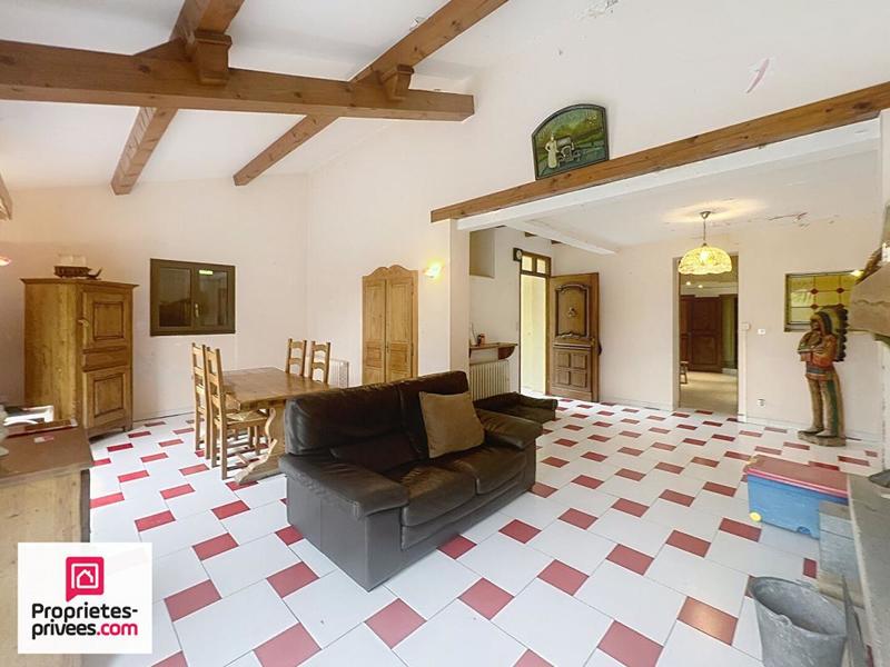 Corps de ferme - 258 m² - 10 pièces