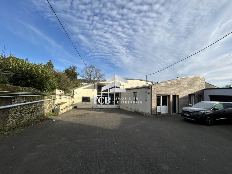 Local d'activités - 345 m²