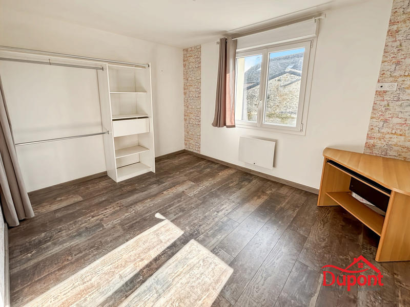 Maison - 93 m² - 5 pièces