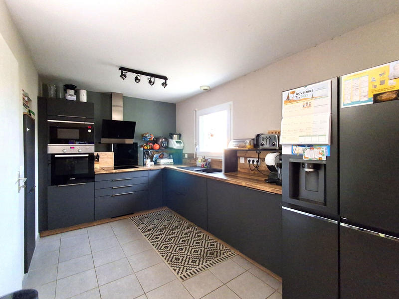 Maison - 103 m² - 5 pièces