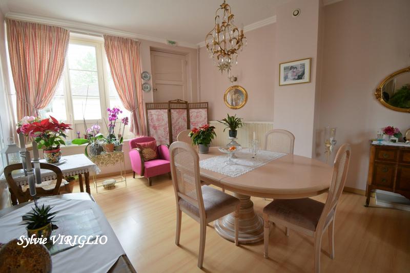 Maison - 155 m² - 6 pièces