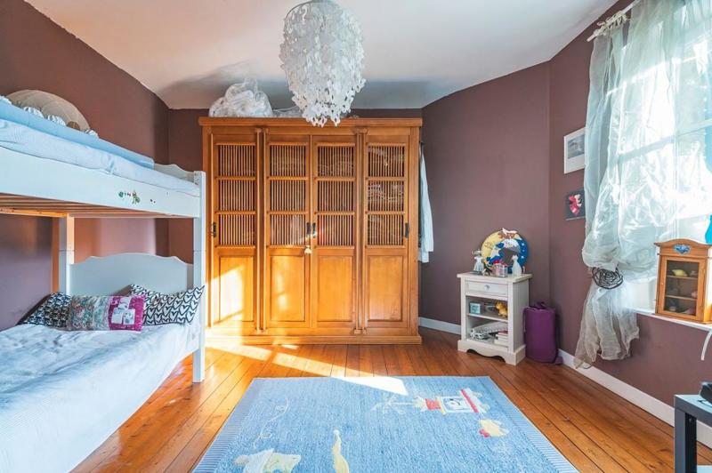 Maison - 145 m² - 7 pièces