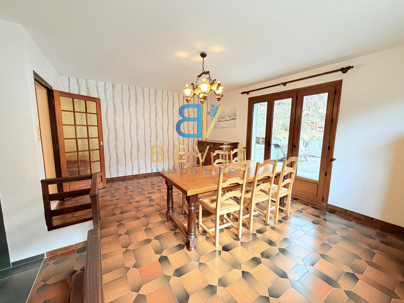 Maison - 147 m² - 6 pièces