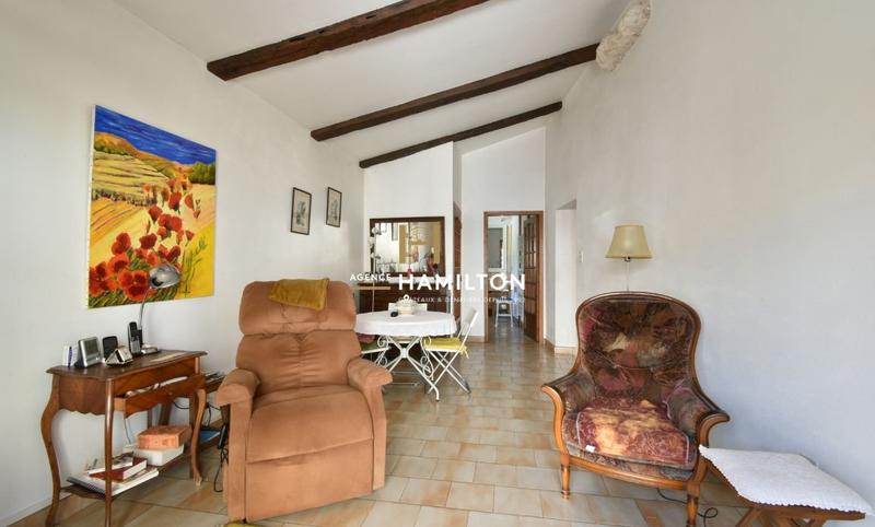 Maison - 223 m² - 8 pièces