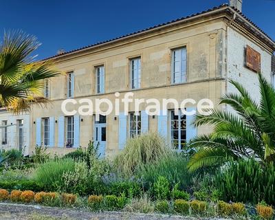 Propriété - 322 m² - 11 pièces