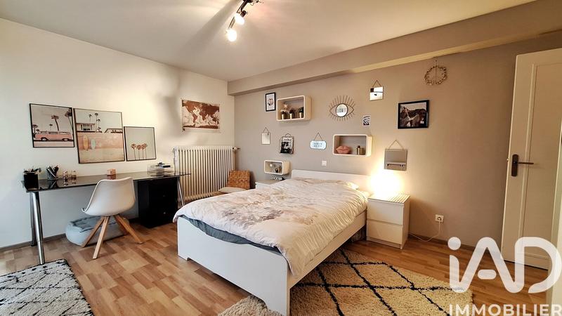 Appartement - 125 m² - 6 pièces