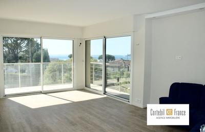 Villa - 245 m² - 9 pièces