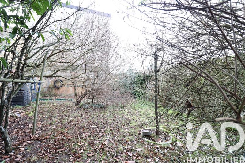 Maison - 310 m² - 12 pièces