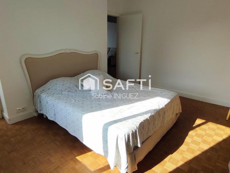 Maison - 206 m² - 10 pièces