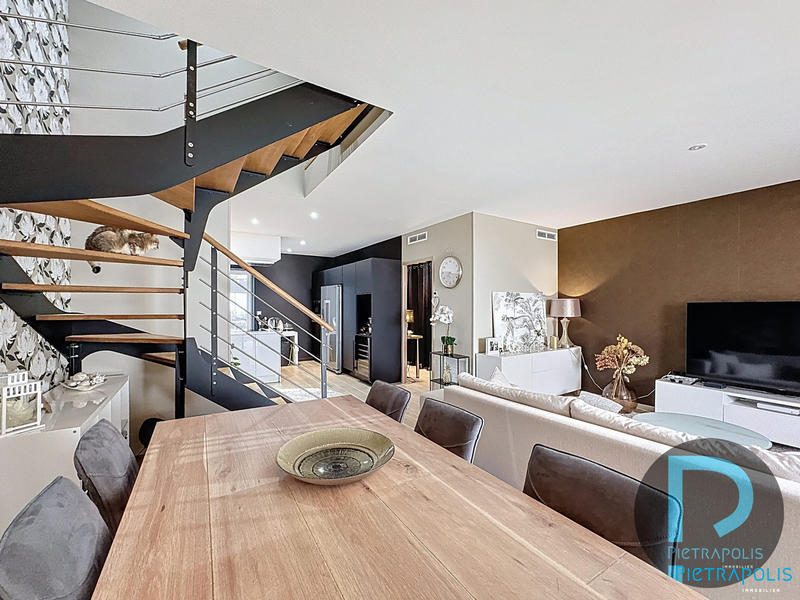 Appartement - 132 m² - 4 pièces