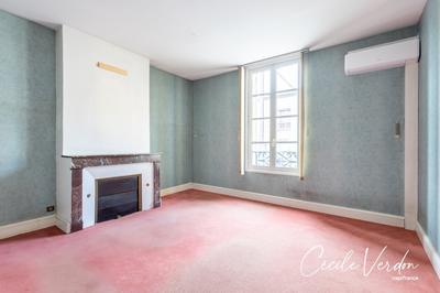 Maison bourgeoise - 200 m² - 8 pièces