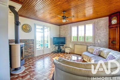 Maison - 175 m² - 9 pièces