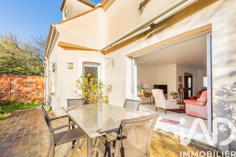Maison - 175 m² - 7 pièces