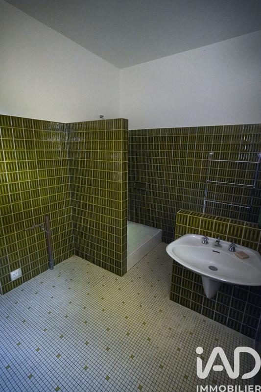 Maison - 251 m² - 10 pièces