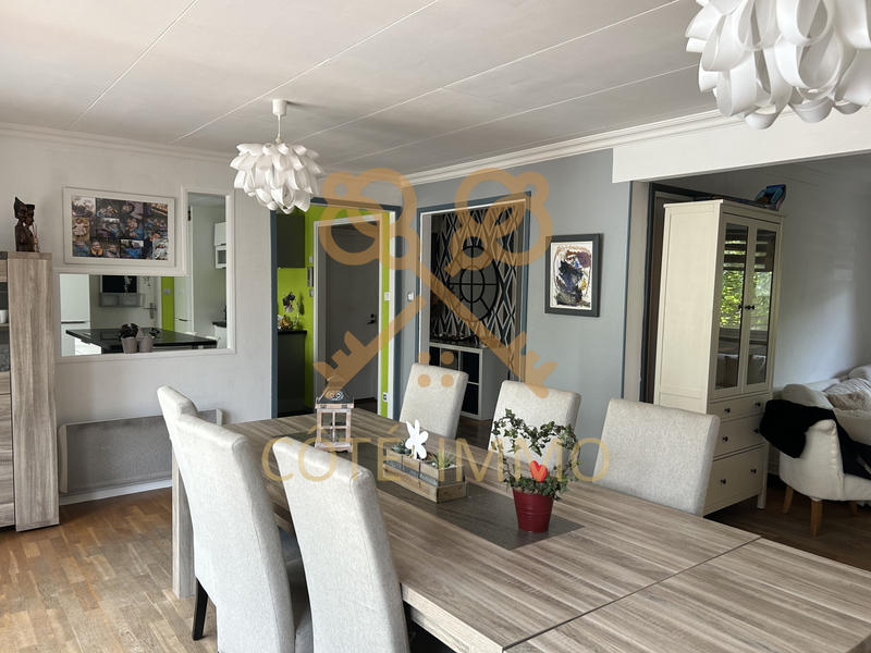 Maison - 135 m² - 6 pièces