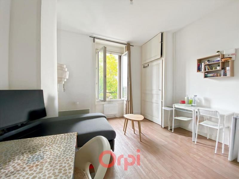 Studio - 16 m² - 1 pièce